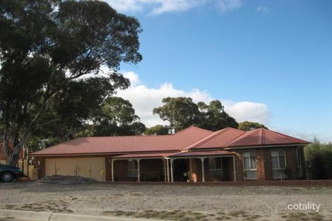 73 Fullwood Dr, Sunbury, VIC 3429