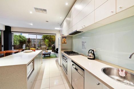 Property photo of 81 Esplanade West Port Melbourne VIC 3207
