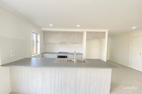 Property photo of 20 Brownlee Boulevard Winter Valley VIC 3358