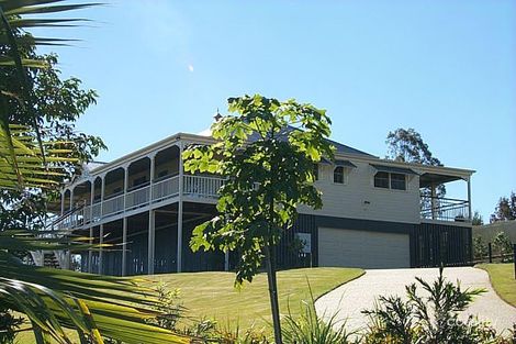 5 Pinewood St, Little Mountain, QLD 4551