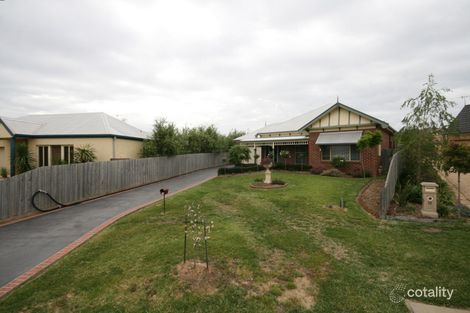 10 Strawberry Cl, Grovedale, VIC 3216