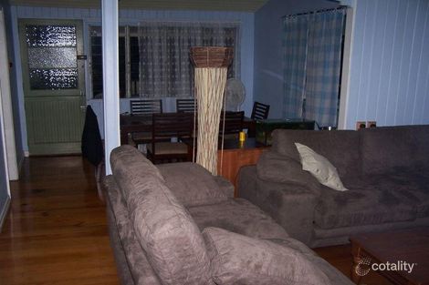 Property photo of 40 Morehead Avenue Norman Park QLD 4170