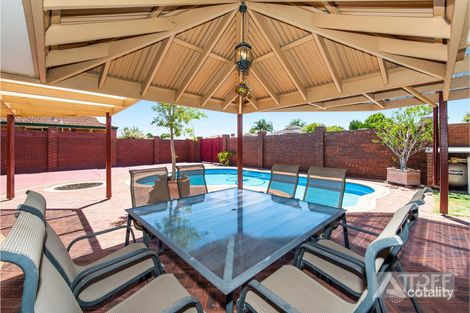 17 Pandanus Mews, Canning Vale, WA 6155