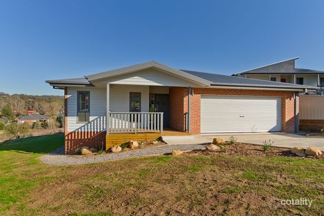 Property photo of 4 Catherine Court Campbells Creek VIC 3451