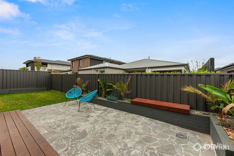 Property photo of 33 Ashbury Rise Berwick VIC 3806