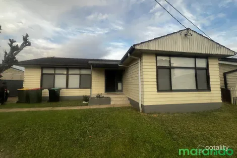 27 Solo Cres, Fairfield, NSW 2165