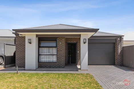 Property photo of 11 Heinemann Circuit Hillier SA 5116