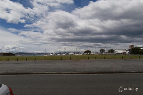 Property photo of 26 Marieville Esplanade Sandy Bay TAS 7005