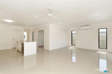 Property photo of 10 Ewan Glen Trinity Park QLD 4879