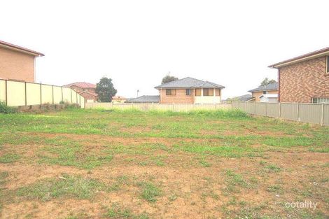 Property photo of 13 Elyard Circuit West Hoxton NSW 2171