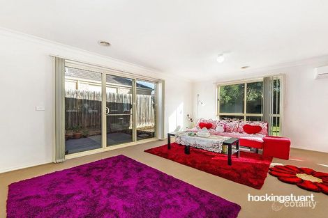 Property photo of 21 Deakin Grove Burnside Heights VIC 3023