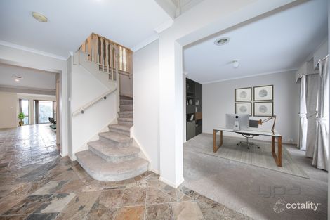 Property photo of 17 Cuthbert Drive Hillside VIC 3037