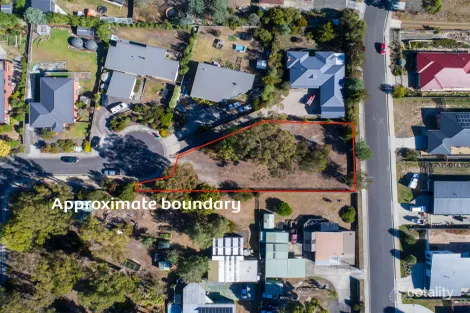 Property photo of 9 Fenton Court Howden TAS 7054