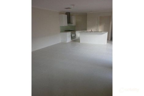 Property photo of 2 Kikuya Way Cranbourne North VIC 3977