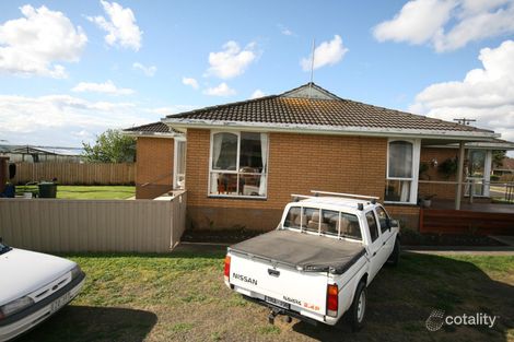 50 Graylea Ave, Herne Hill, VIC 3218