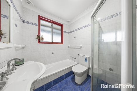 Property photo of 1 Bingara Road Macquarie Fields NSW 2564