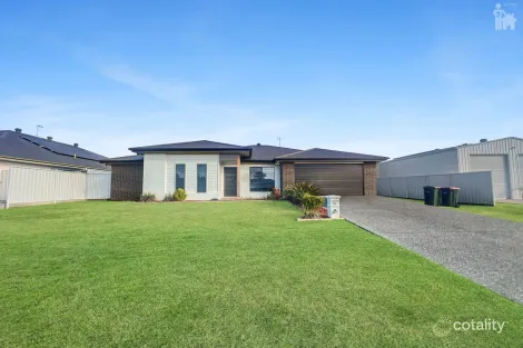 84 Martin St, Pialba, QLD 4655