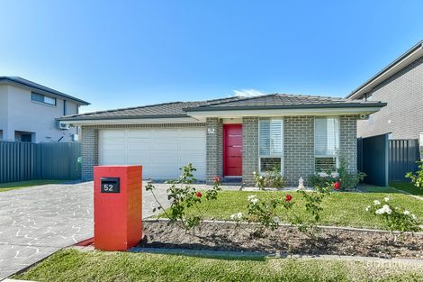 52 Discovery Cct, Gregory Hills, NSW 2557