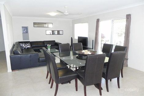 Property photo of 5 Flametree Place Currimundi QLD 4551