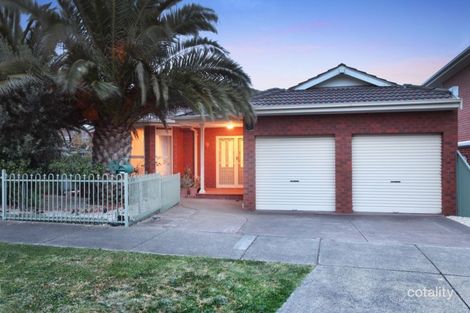 Property photo of 5 Coach House Drive Attwood VIC 3049