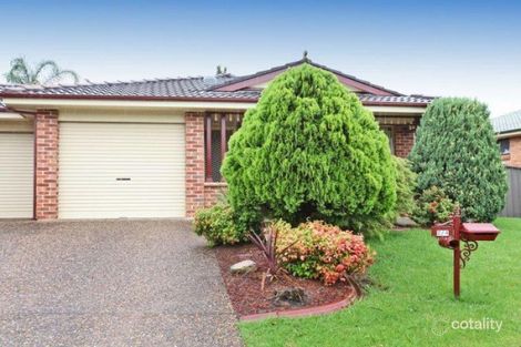 2/4 Shannon Pl, Kearns, NSW 2558