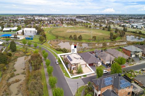 Property photo of 1 Page Close Pakenham VIC 3810
