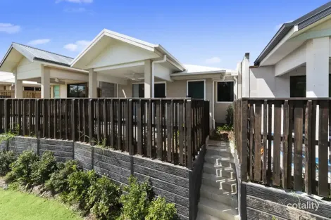 Property photo of 11 Saffron Court Ripley QLD 4306