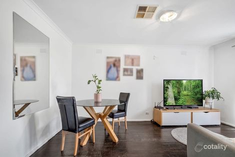 Property photo of 9 Devon Place Melton West VIC 3337