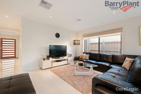 Property photo of 8 Waves Drive Point Cook VIC 3030