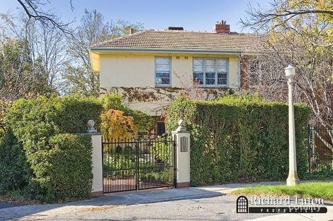 9 Vaughan Gdns, Narrabundah, ACT 2604