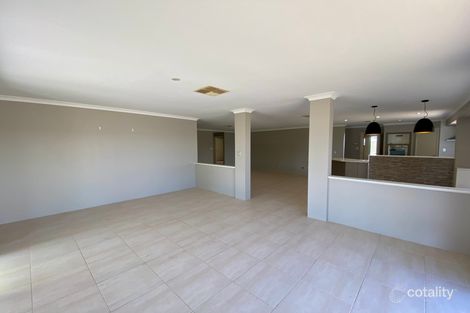 Property photo of 26 Lascelles Circus Lakelands WA 6180