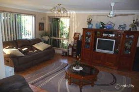 Property photo of 4 Schirmer Close Gracemere QLD 4702