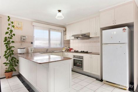 Property photo of 5 Magnolia Court Glen Waverley VIC 3150