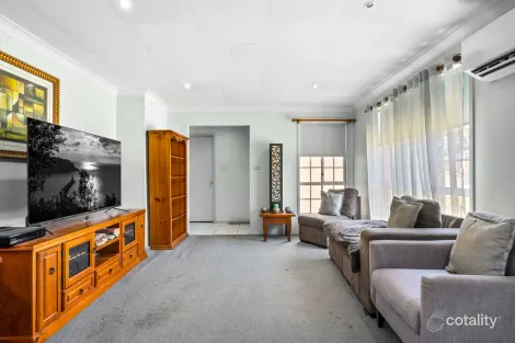 Property photo of 22 Martin Grove Colyton NSW 2760