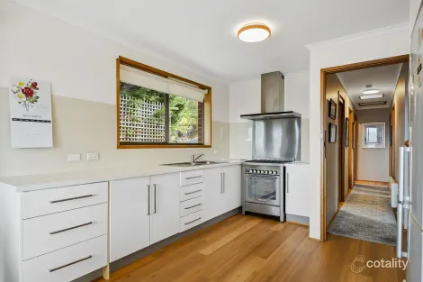 Property photo of 1/20 Senator Street Mount Stuart TAS 7000