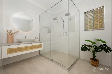 Property photo of 83 Rangewood Drive Rangewood QLD 4817