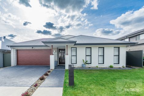 10 Fairy Wren Cl, Calderwood, NSW 2527