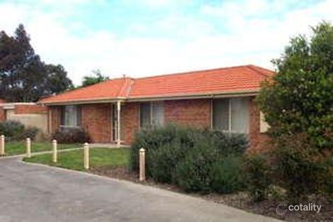 Property photo of 2/59 Clairmont Avenue Cranbourne VIC 3977