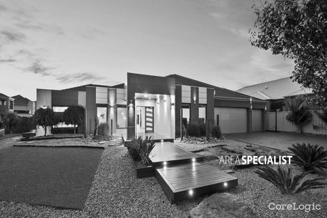 Property photo of 1 Wartook Glade Caroline Springs VIC 3023