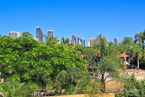 Property photo of 2 Summerland Key Broadbeach Waters QLD 4218