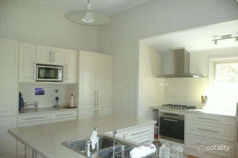 Property photo of 10 Usher Street Indooroopilly QLD 4068