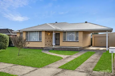 Property photo of 13 Toorak Crescent Colac VIC 3250