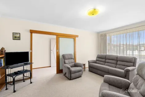 Property photo of 13 Toorak Crescent Colac VIC 3250