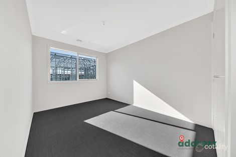 20 Portillo Cres, Pakenham, VIC 3810