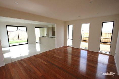 Property photo of 39 Mimosa Way Burnside Heights VIC 3023