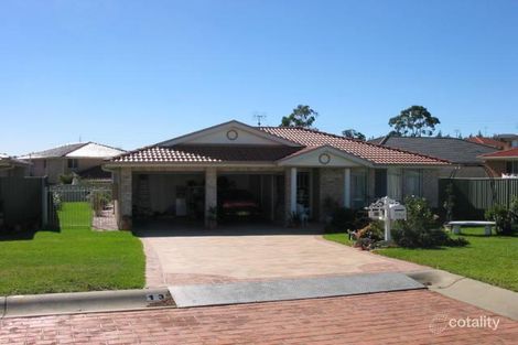 Property photo of 13 Duntroon Close Hamlyn Terrace NSW 2259