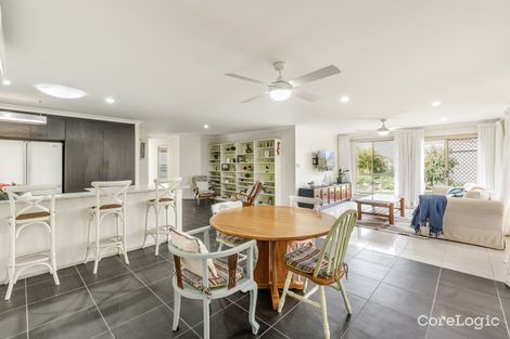 Property photo of 11 Parkview Crescent Yamba NSW 2464