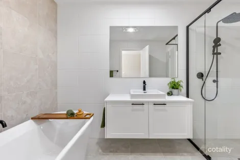 Property photo of 52 King Street Glenbrook NSW 2773