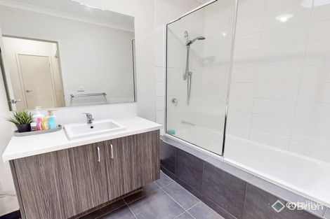 Property photo of 26 Kilmarnock Way Clyde North VIC 3978