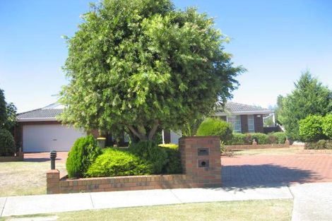 6 Abbott Ct, Taylors Lakes, VIC 3038